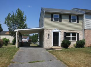 449 Garland Cir, Lancaster, PA