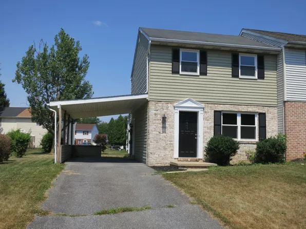 449 Garland Cir, Lancaster, PA 17602