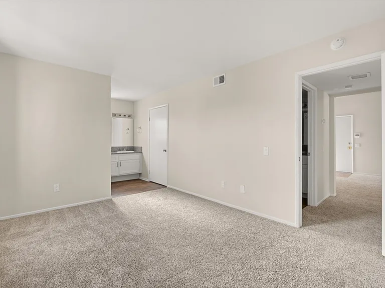 Ironwood Apartments — Photo 90
