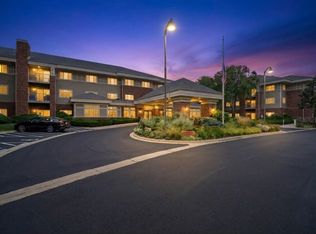 801 N McLean Blvd APT 330, Elgin, IL 60123
