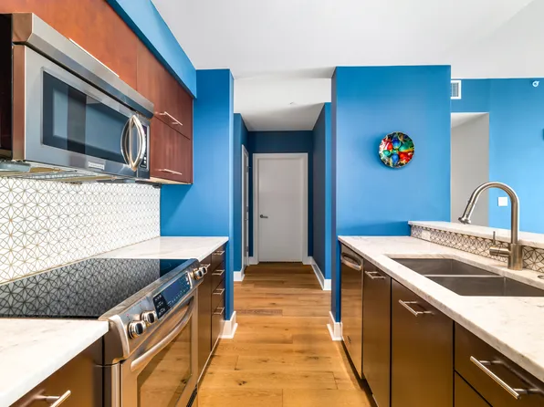 603 Davis St APT 1103, Austin, TX 78701