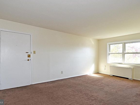 5th image of 4258 Buckman Rd APT 39