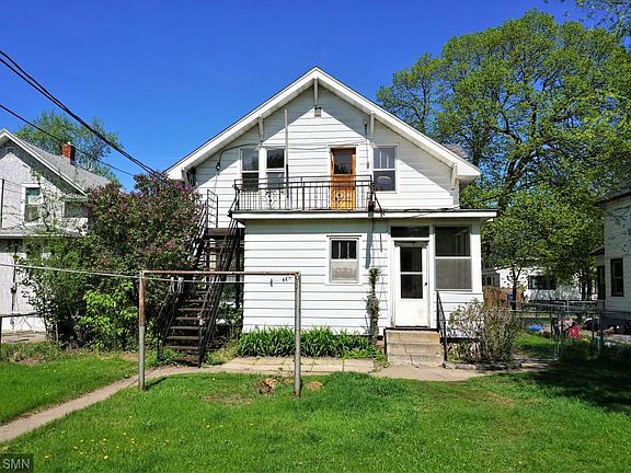 2nd image of 209 16th Ave N
