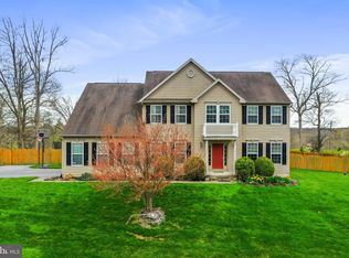 572 Triumphant Way, Falling Waters, WV 25419