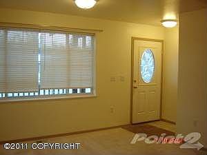 entry/living