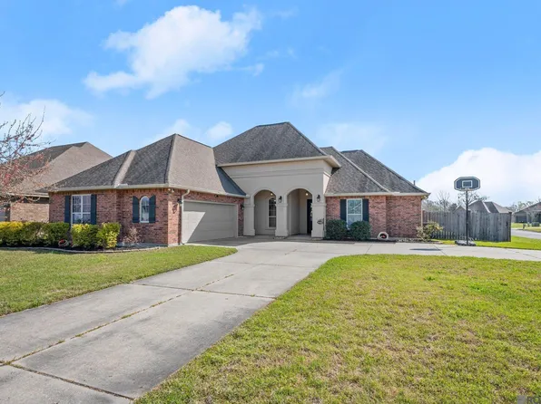 14450 Stonegate Manor Dr, Gonzales, LA 70737