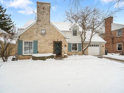 2651 North Harding BOULEVARD, Wauwatosa, WI, 53226