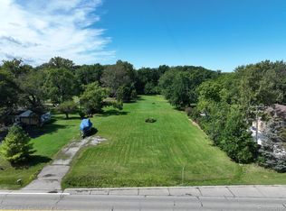3044 S Canton Center Rd, Canton, MI 48188