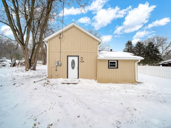 1720 Main St, Jonesville, MI 49250