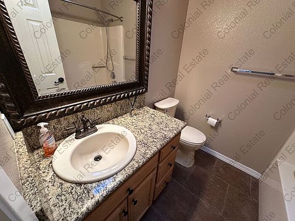 4th image of 832 Laurelwood Dr