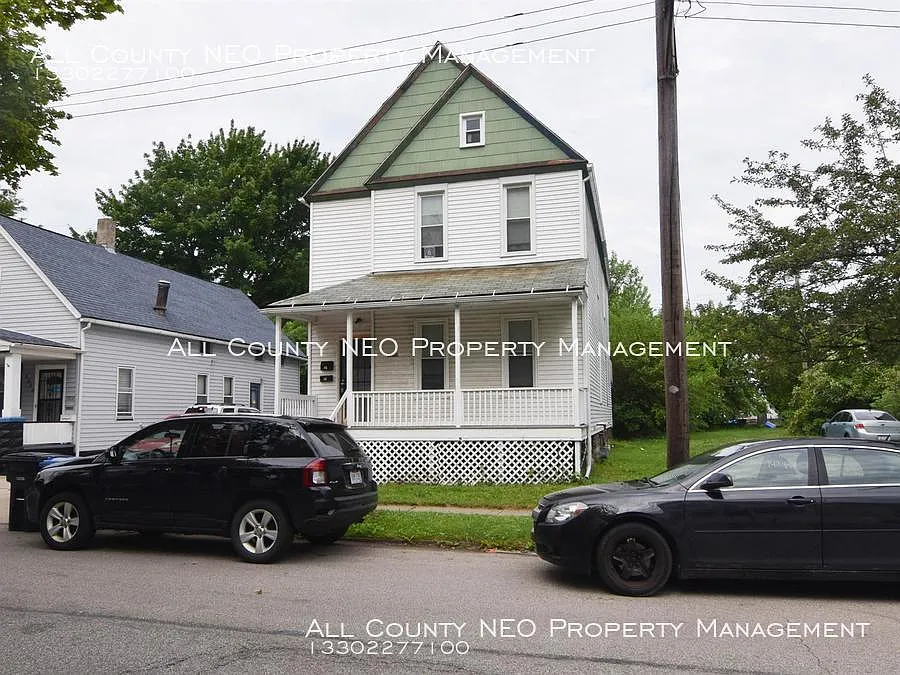 2030 W 81st St photo 1