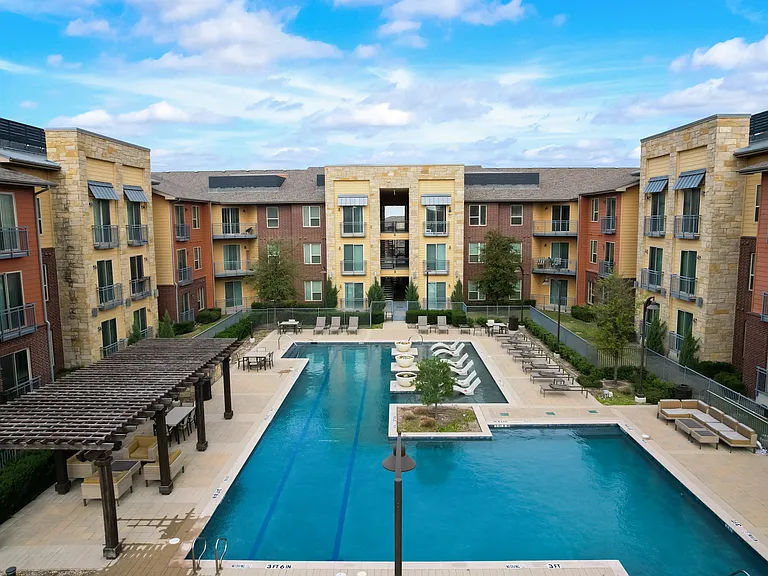 Gateway Pines — Photo 34
