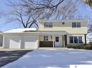 3946 N 94th St, Omaha, NE 68134