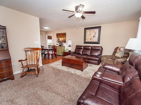2nd image of 156 Honeysuckle Ln