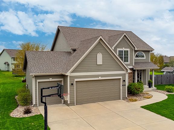 3rd image of 4208 SW Camden Ridge Dr