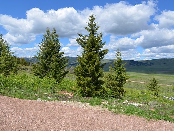 3rd image of 166 Meadow Vw