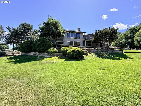 2nd image of 29843 Royce Ln
