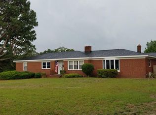 6209 Washington St, La Grange, NC 28551