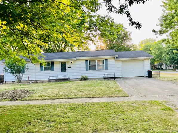 150 N Cherry St, Paxton, IL 60957