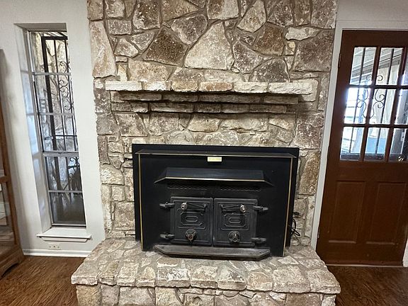 4th image of 325 McCaughan Rd