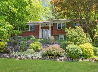 8 Woodland Road, Bedford, NY 10506