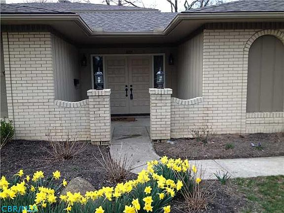 3rd image of 1325 Norwell Dr
