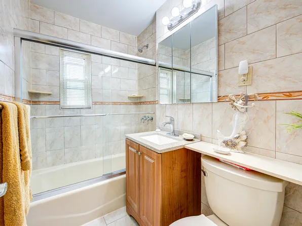 196-57 69th Avenue image 15 of 17