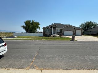 3473 W Inverness Dr, Syracuse, UT 84075