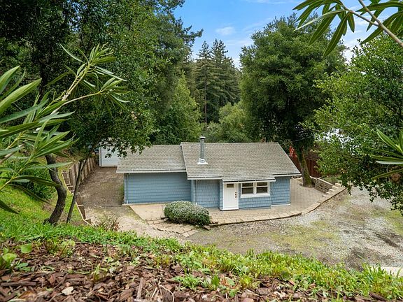 3rd image of 610 Redwood Dr
