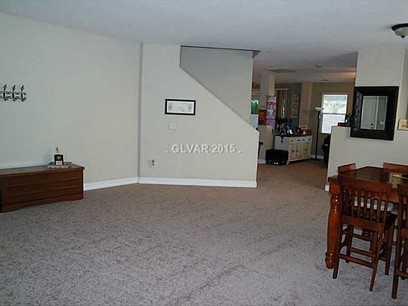 3rd image of 11181 Mezzana St