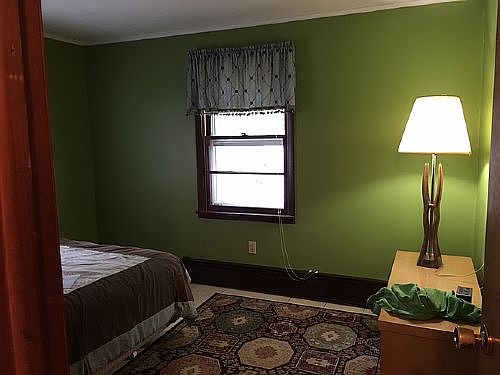 4th image of 68 Trenton Ave