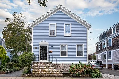 96 3rd St Photo 1