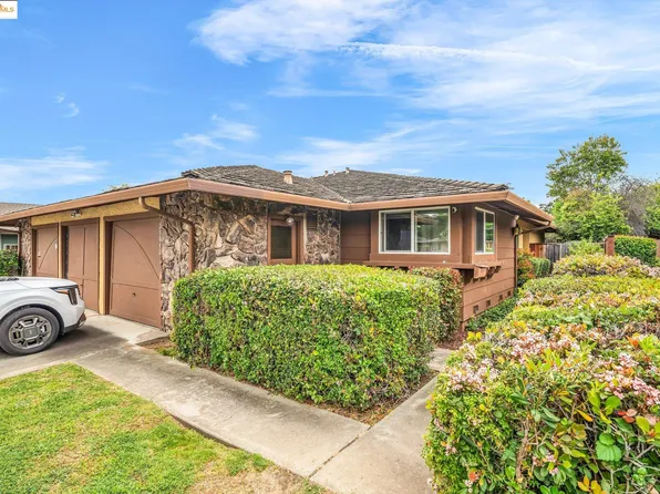 20832 Elenda Dr, Cupertino, CA 95014