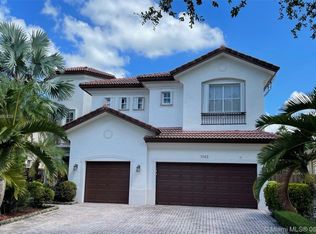11143 NW 71st Ter, Doral, FL 33178