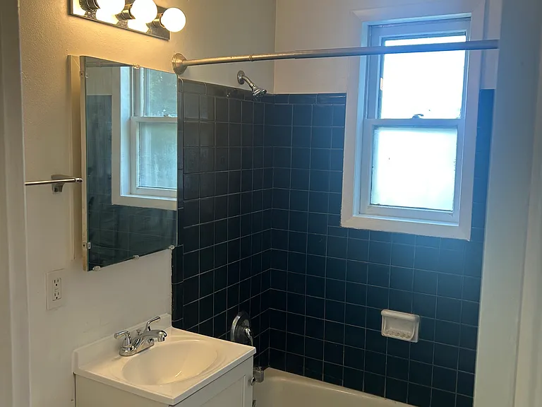 1504 Eder Ln #4 — Photo 7