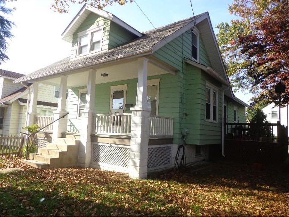 1st image of 2 Adelphia Ave