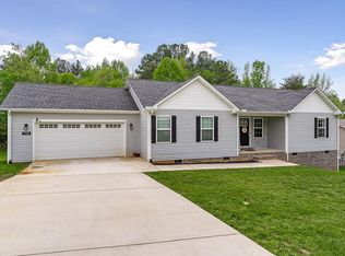 1928 Pembrooke Pine Ln, Cookeville, TN 38506