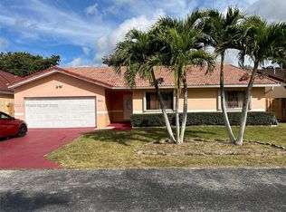 15911 SW 104th Ter, Miami, FL 33196