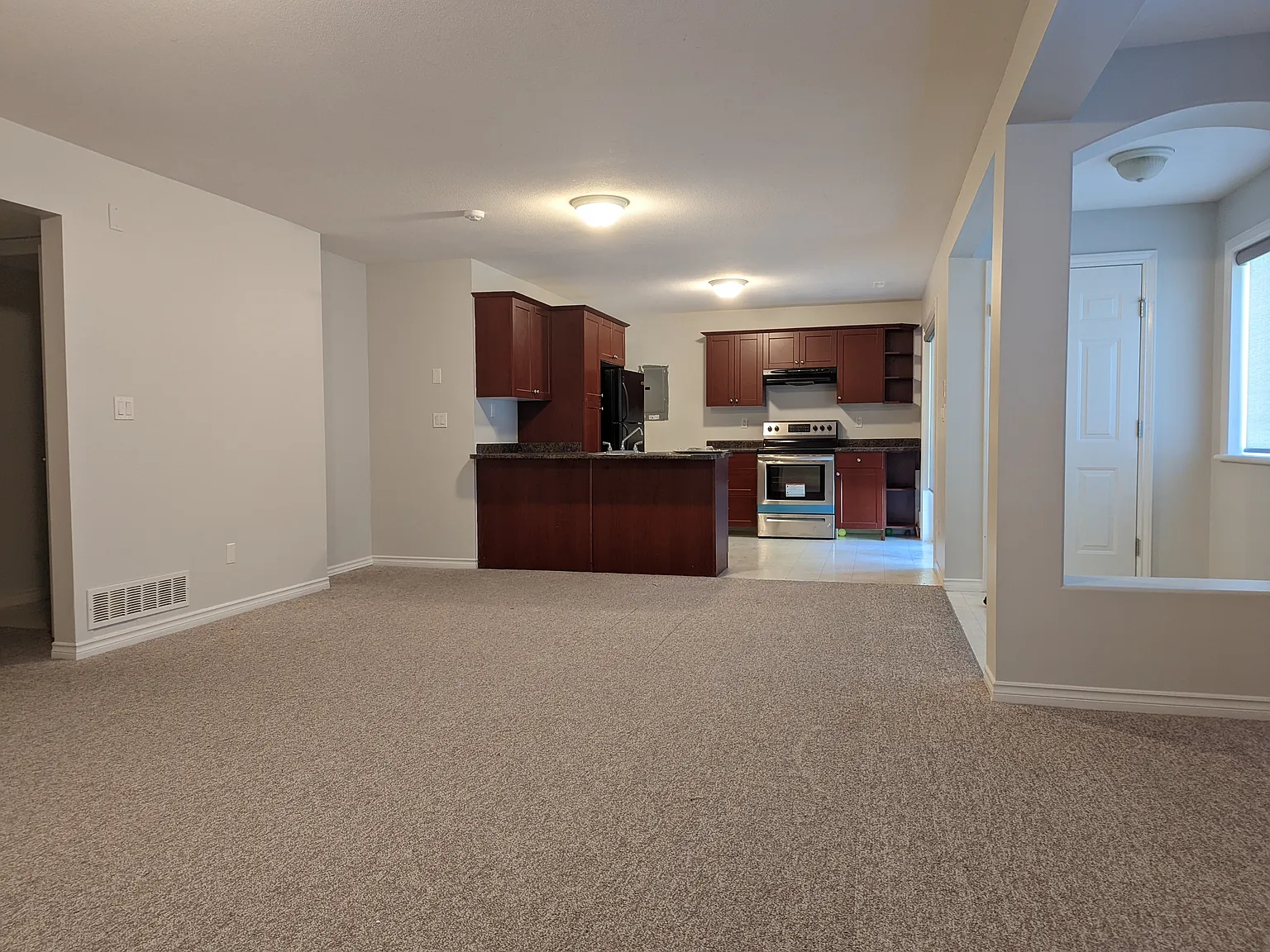 2 bed, 1.0 bath, 1500 sqft, $1,995 — Photo 3