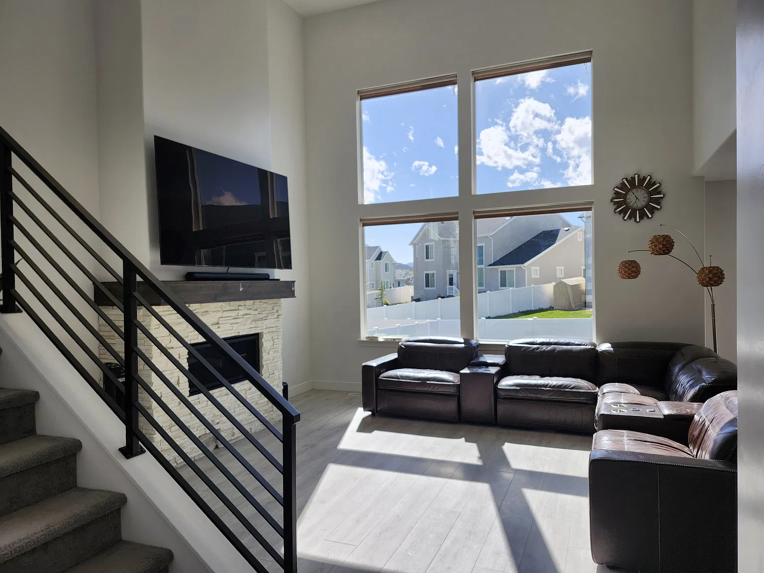 4 bed, 2528 sqft, $2,400 — Photo 4