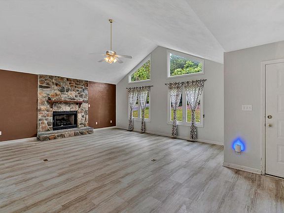 4th image of 5333 Merriman Rd