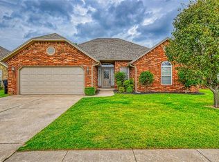 1705 Mead Ln, Moore, OK 73170
