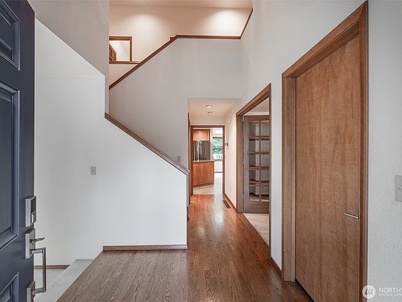 3rd image of 4220 NE 169th Court