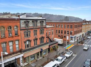 310 Main St #4, Great Barrington, MA 01230
