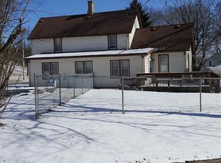 1967 Telegraph Rd, Davenport, IA 52804