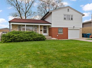 217 N Normandy Dr, Chicago Heights, IL 60411