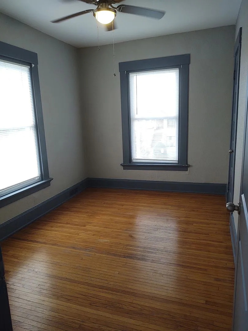 SW 611 Perry - Home Warranty — Photo 3