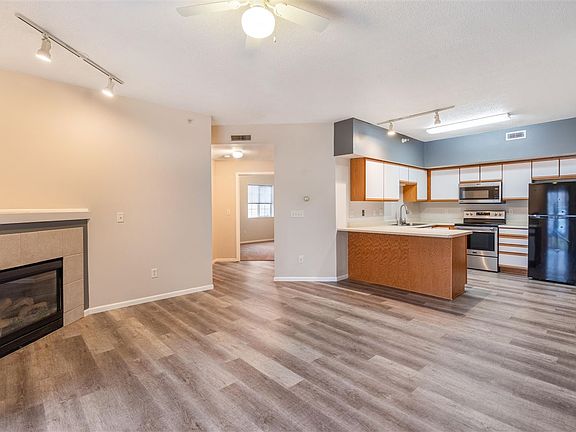 3rd image of 2825 Triple Crown Ln Unit 1