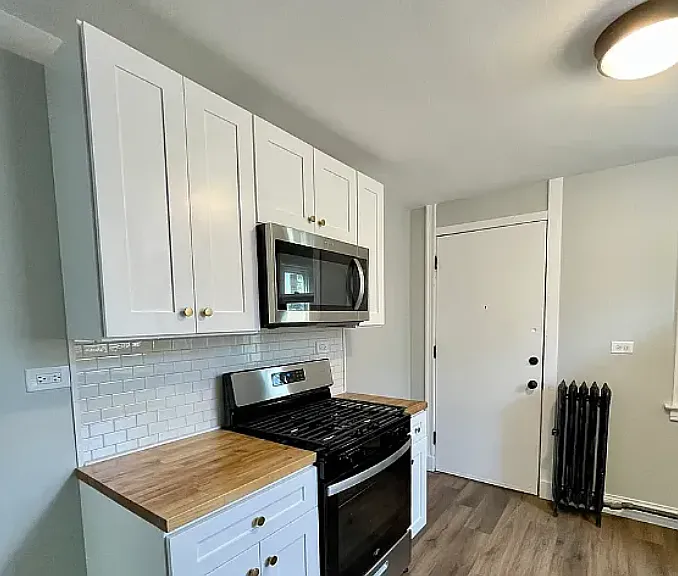 4615 S Prairie Ave #4 — Photo 1