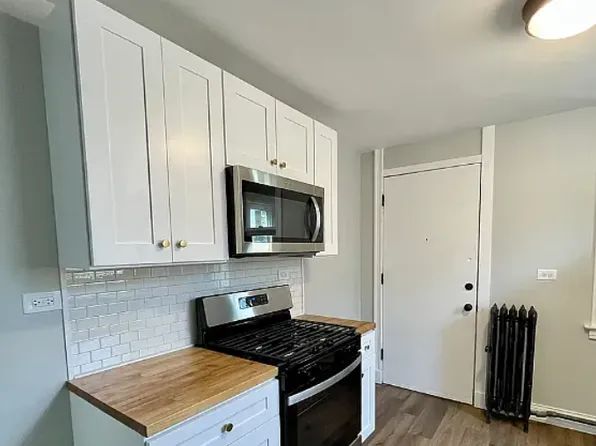 4615 S Prairie Ave #4, Chicago, IL 60653